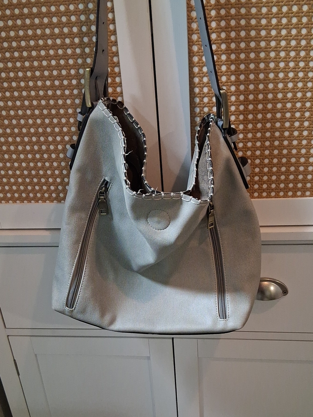 Light Gray Women’s Shoulder Bag with Dual Zip Pockets